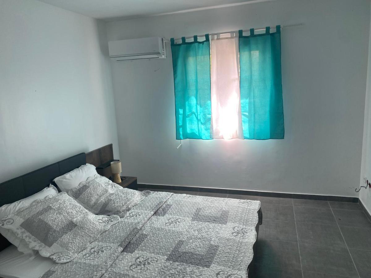 Le Domaine De Kazo Kilou Titine Apartman Le Gosier  Kültér fotó