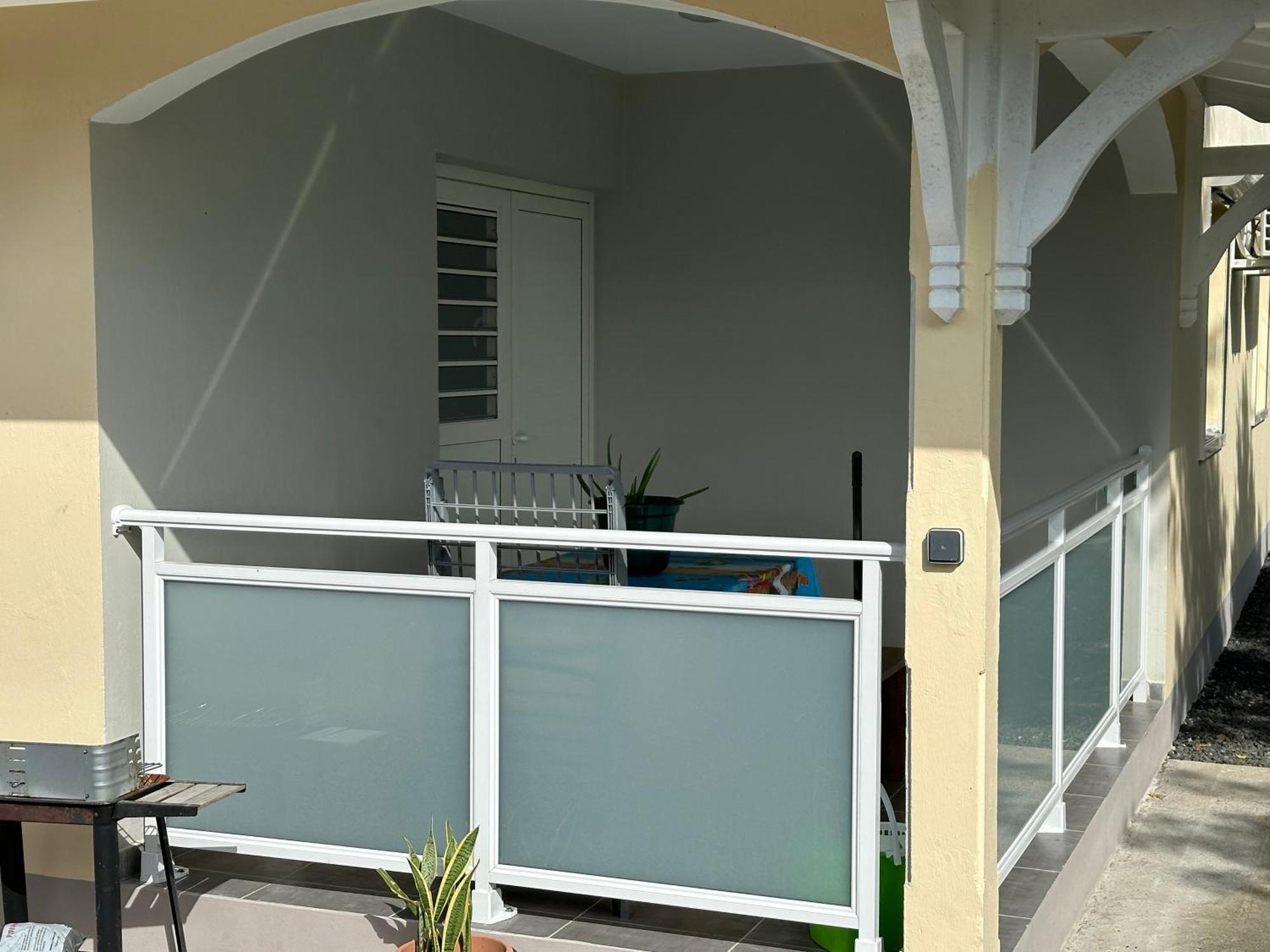 Le Domaine De Kazo Kilou Titine Apartman Le Gosier  Kültér fotó